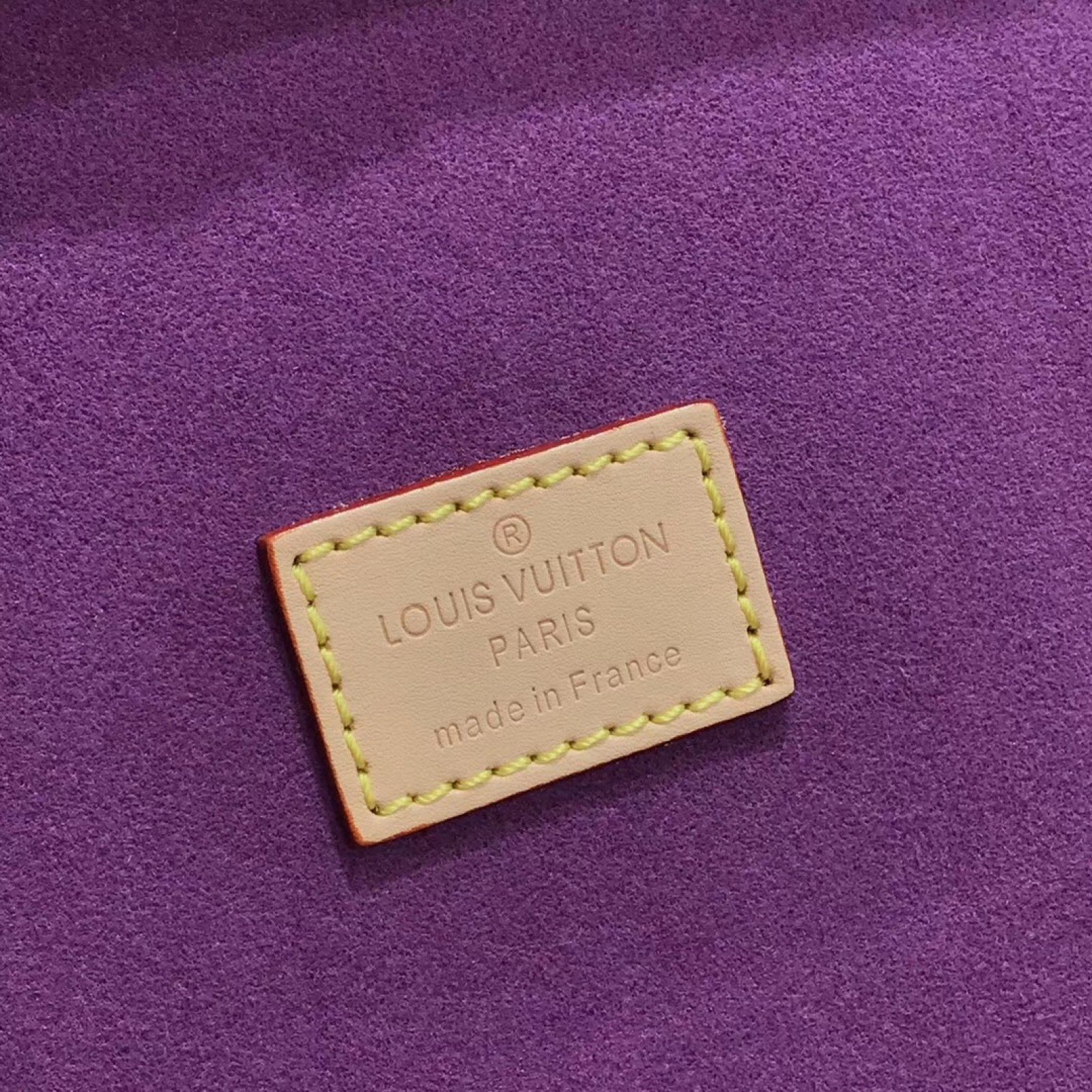 LV COFFRET JOAILLERIE M20040