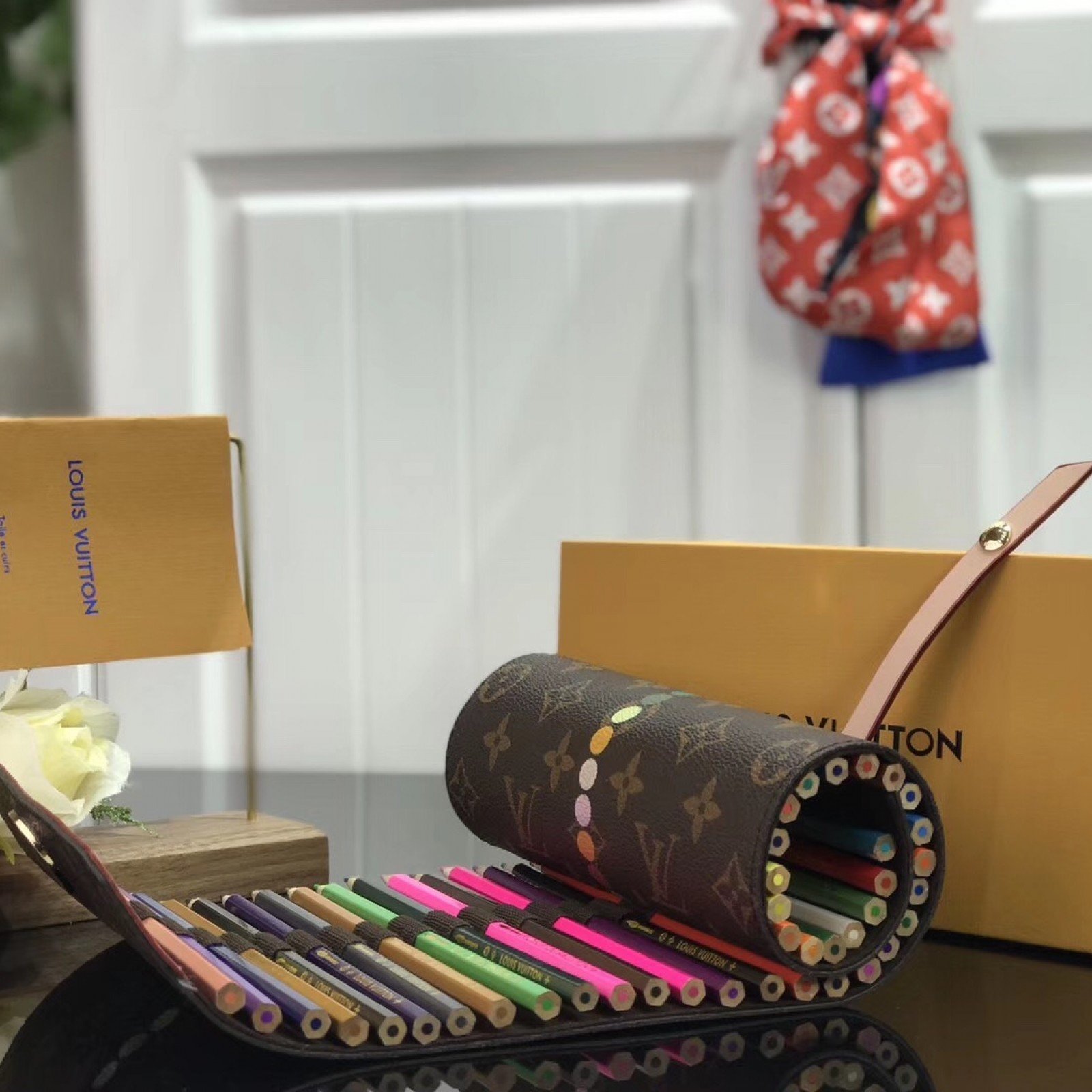 LV COLORED PENCILS POUCH GI0374