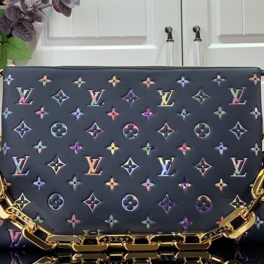 LV COUSSIN MM M21204