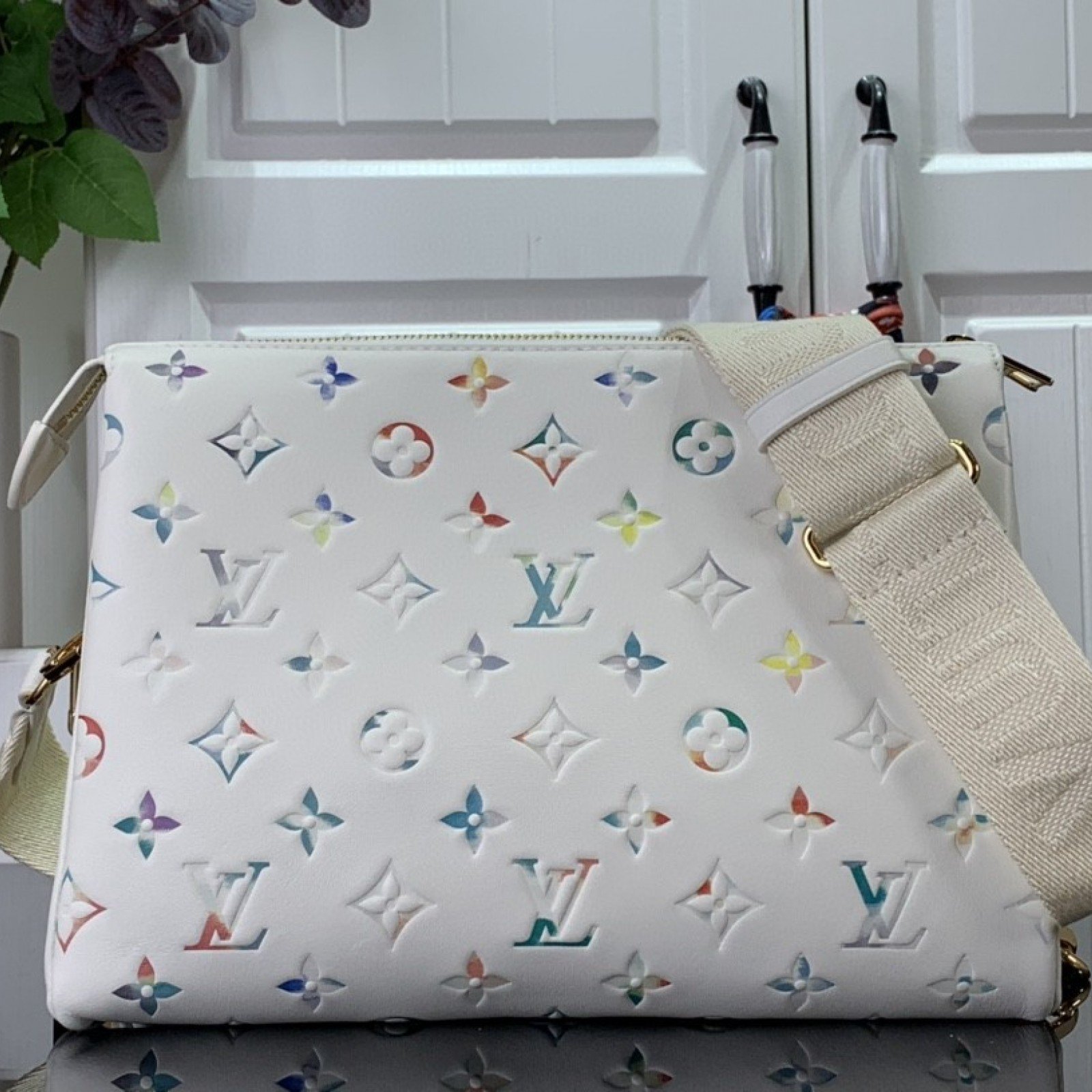 LV COUSSIN PM M21209
