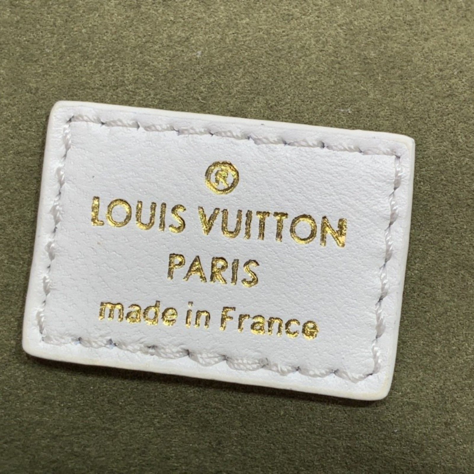 LV COUSSIN PM M21209