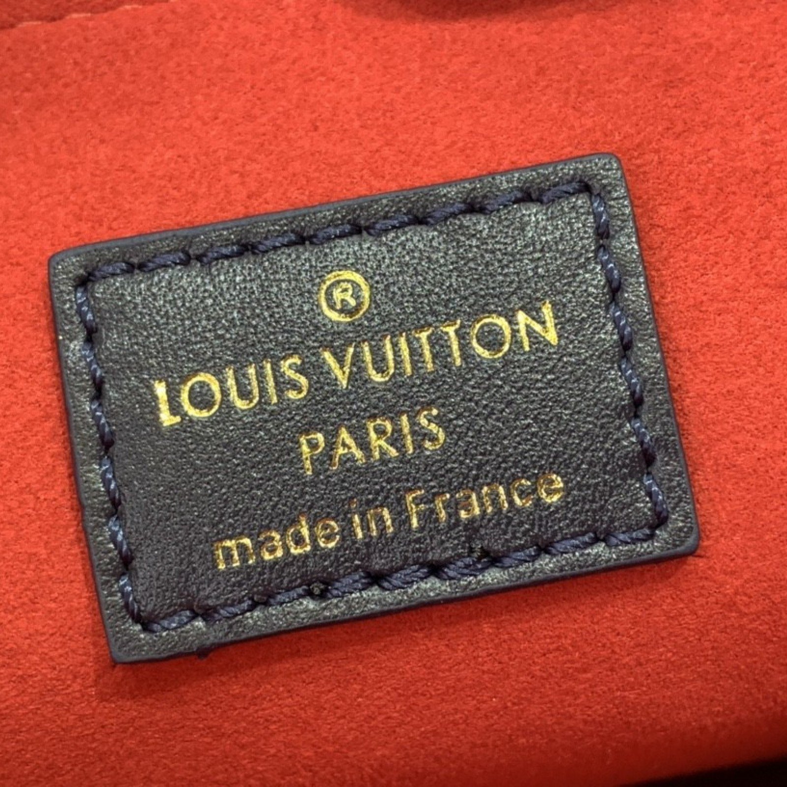 LV COUSSIN PM M21209