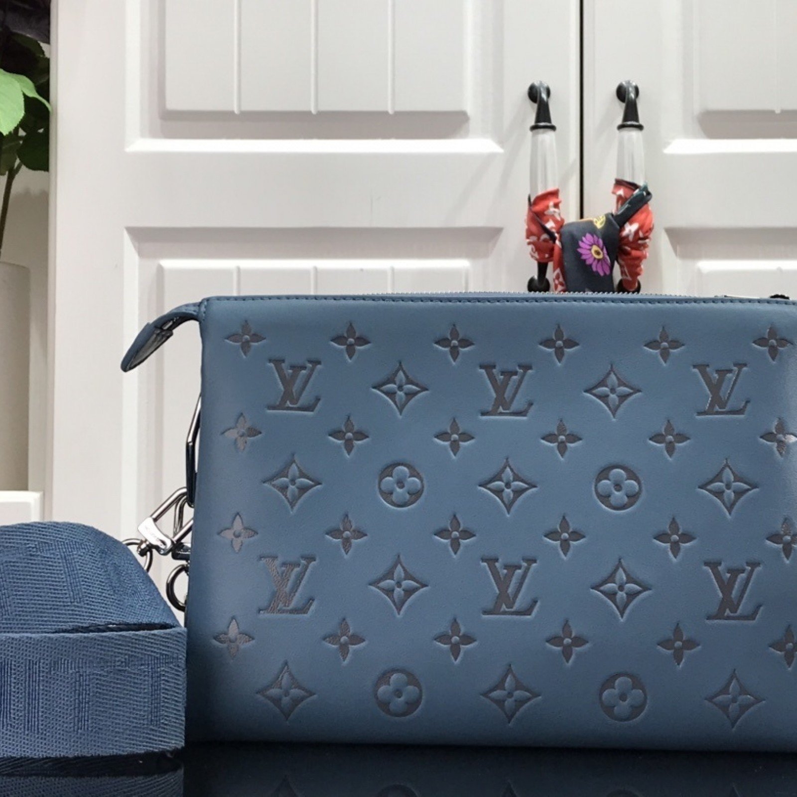 LV COUSSIN PM M58628