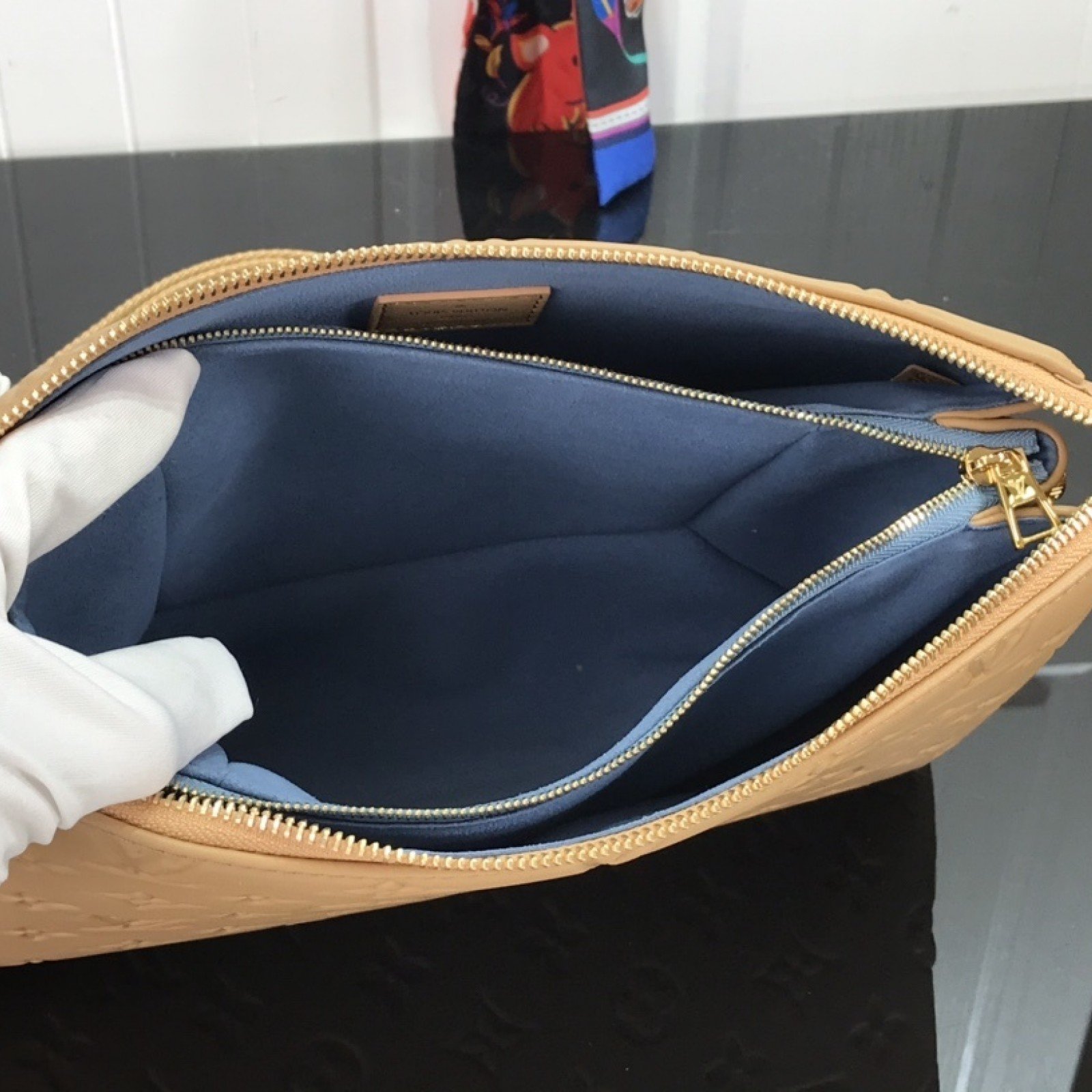 LV COUSSIN PM M58628