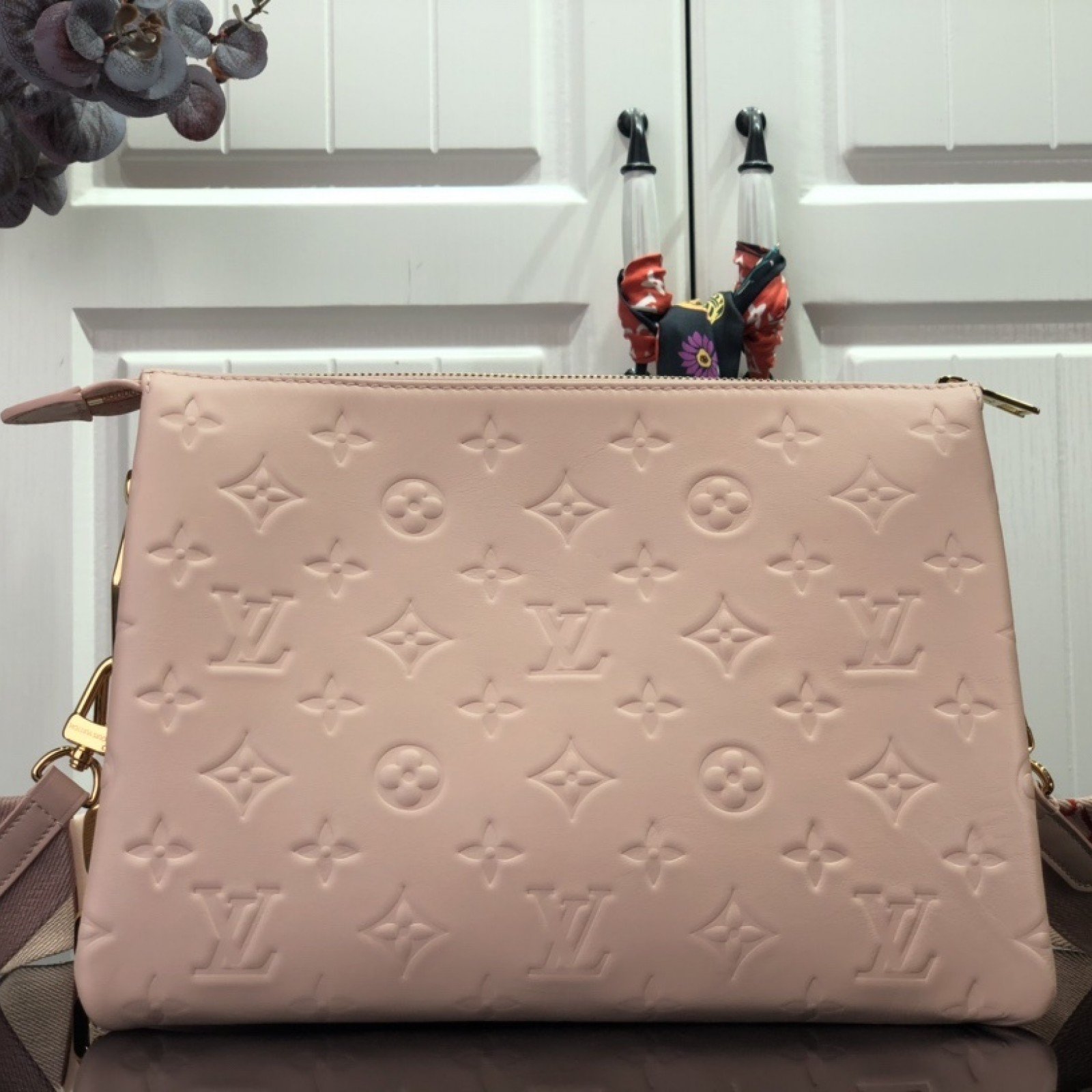LV COUSSIN PM M58739