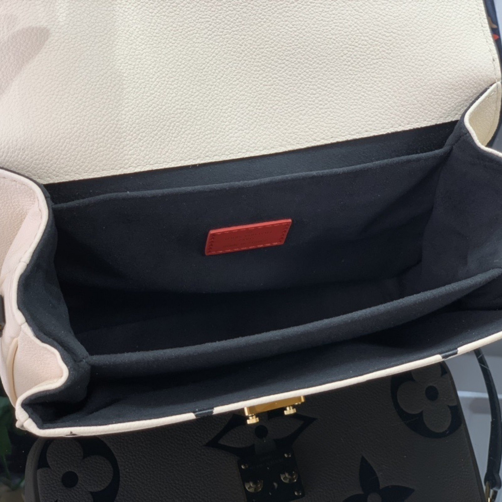 LV CRAFTY POCHETTE METIS M45385
