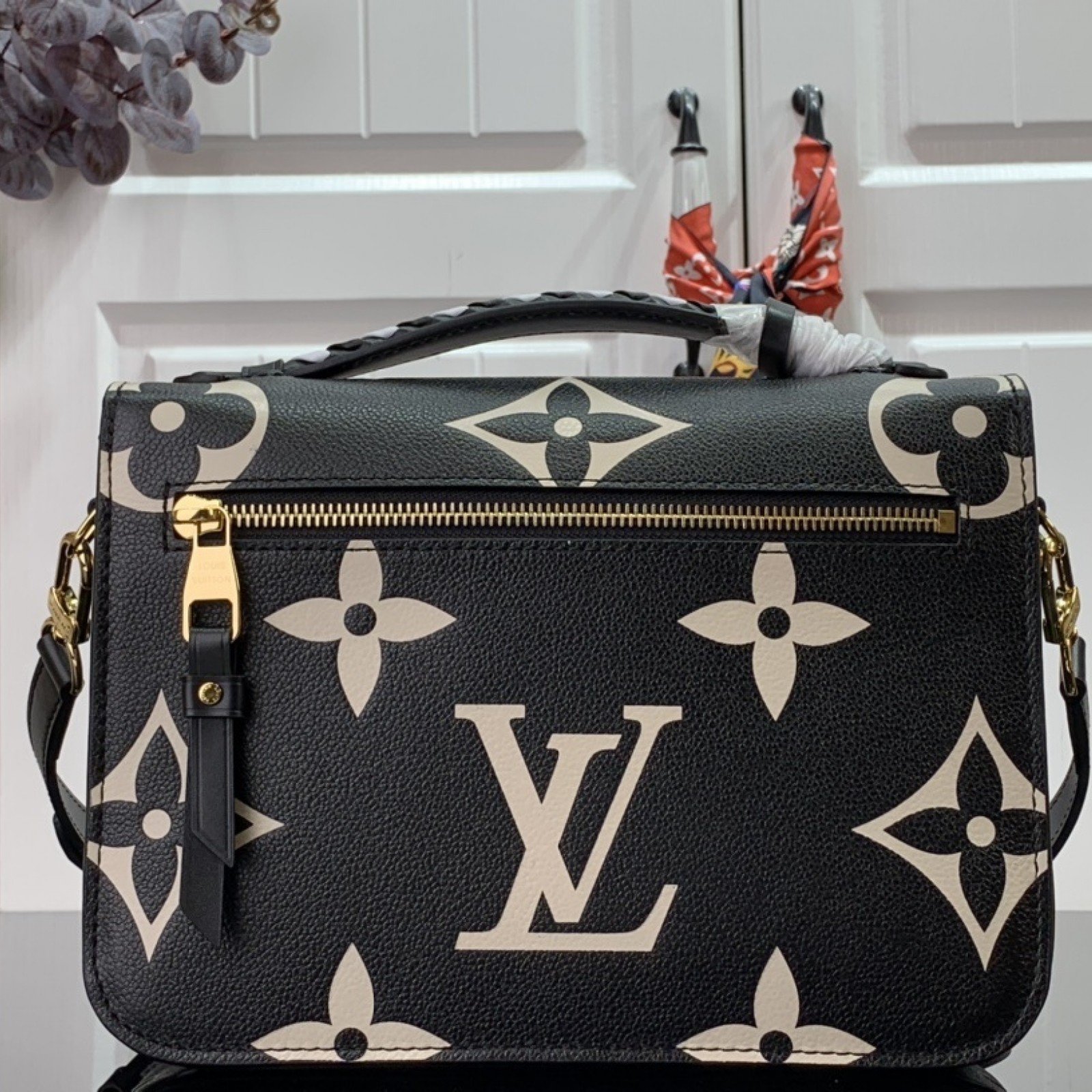 LV CRAFTY POCHETTE METIS M45385