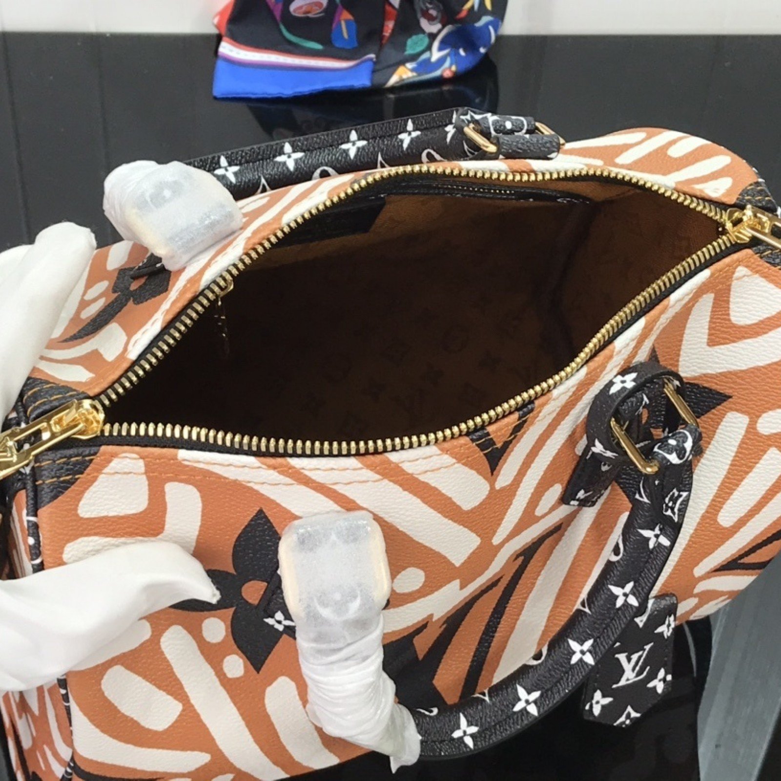 LV CRAFTY SPEEDY BANDOULIERE 25 M56588