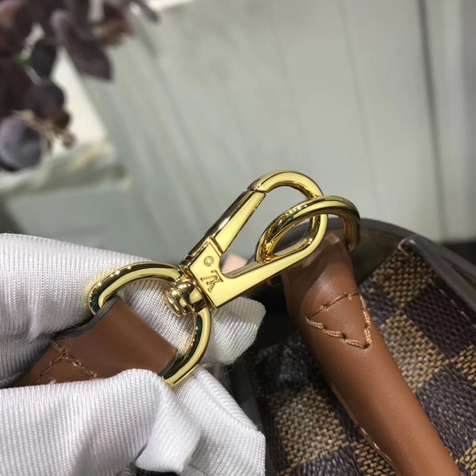 LV CROSSBODY N40148