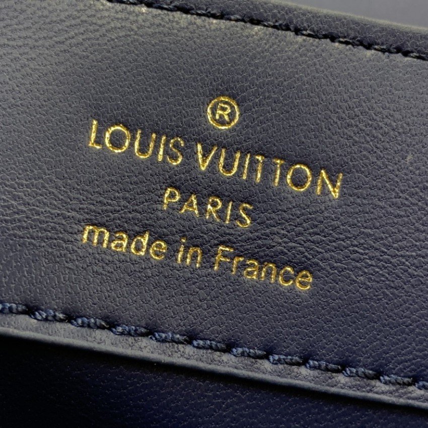 LV Capucines  bb m25283