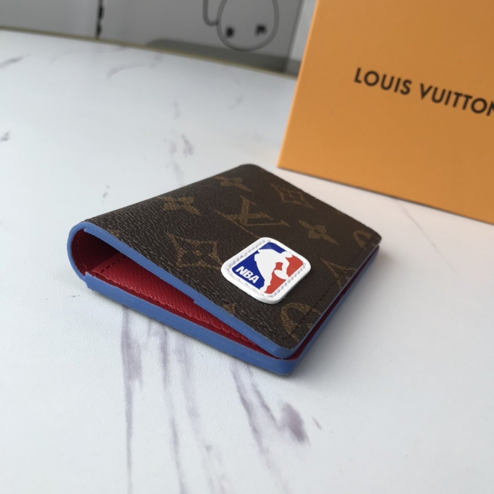 LV Card holder M80103B