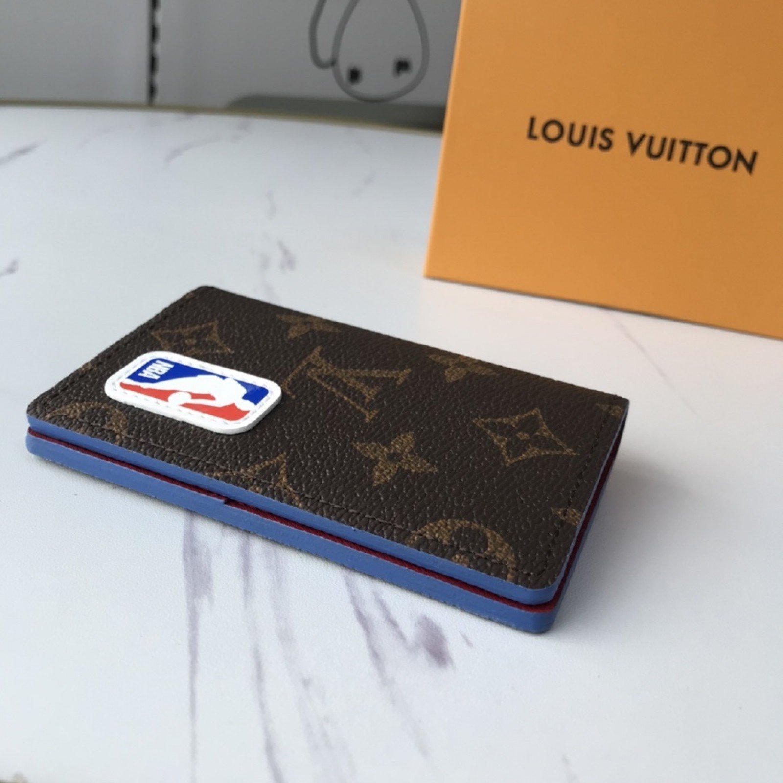 LV Card holder M80103B