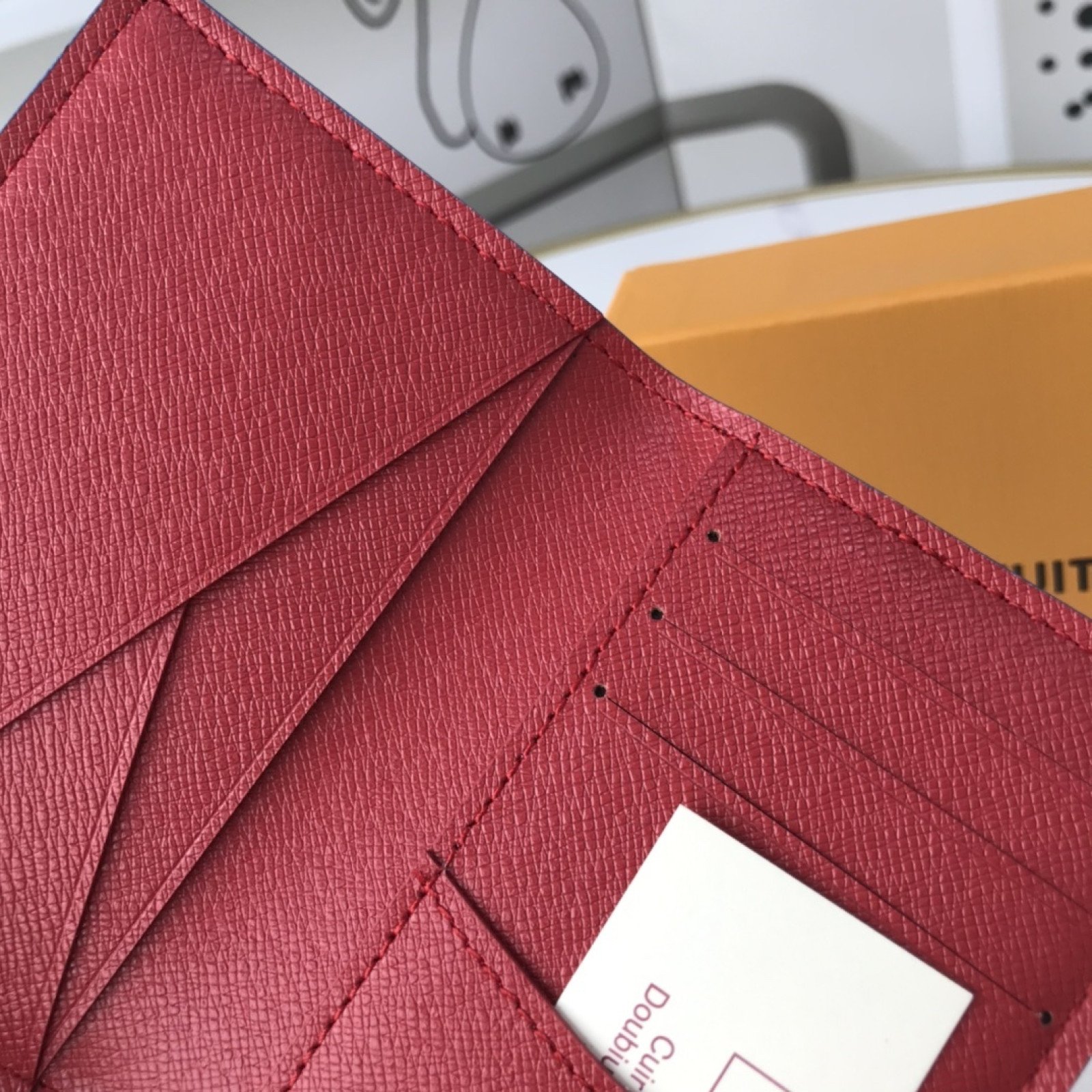 LV Card holder M80103B