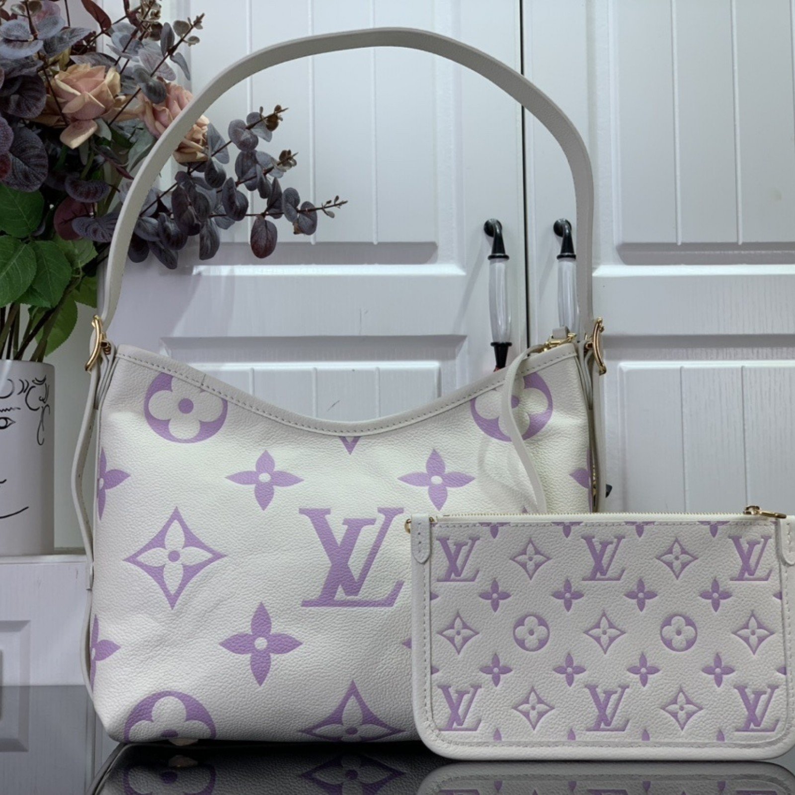 LV CarryAll  M24141