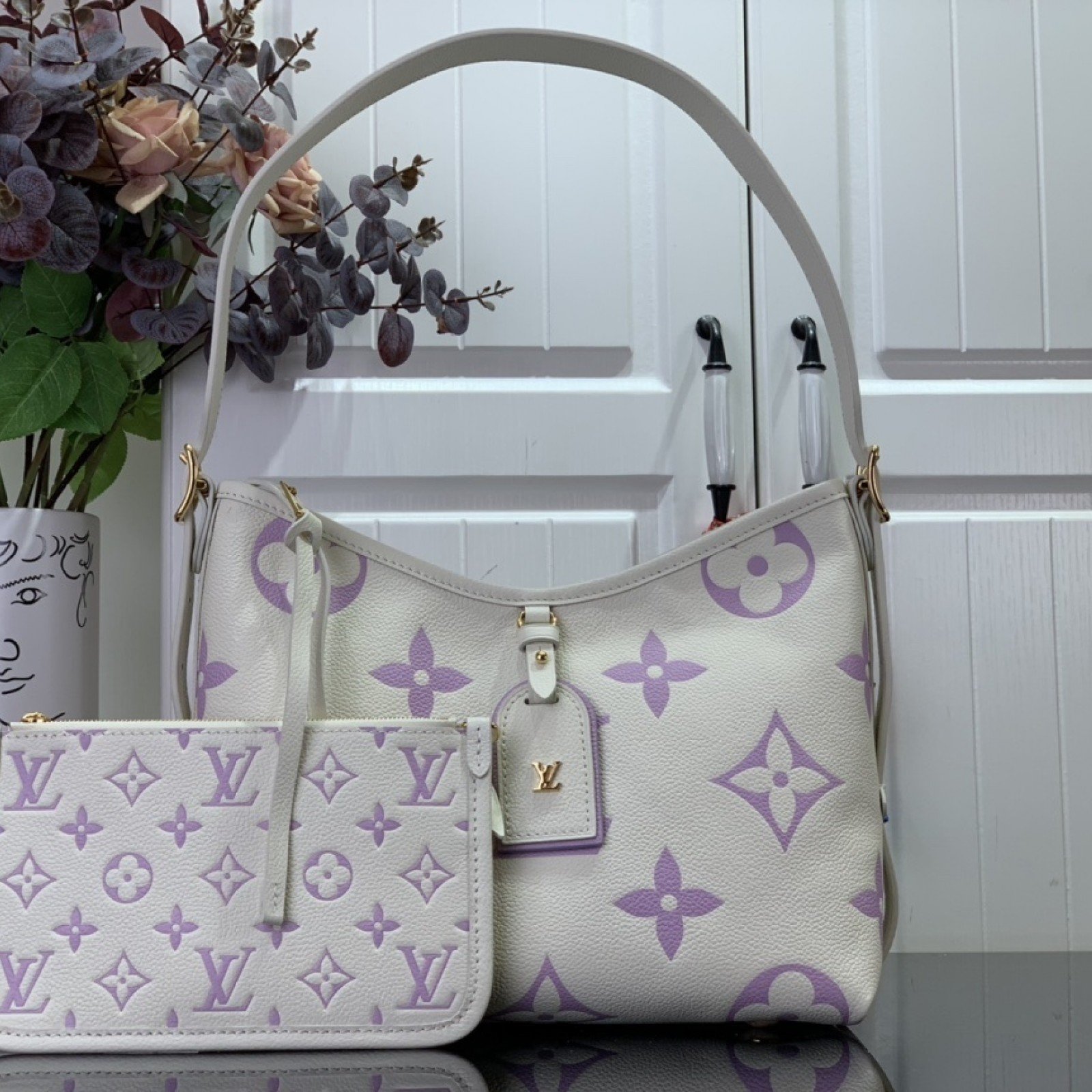 LV CarryAll  M24141