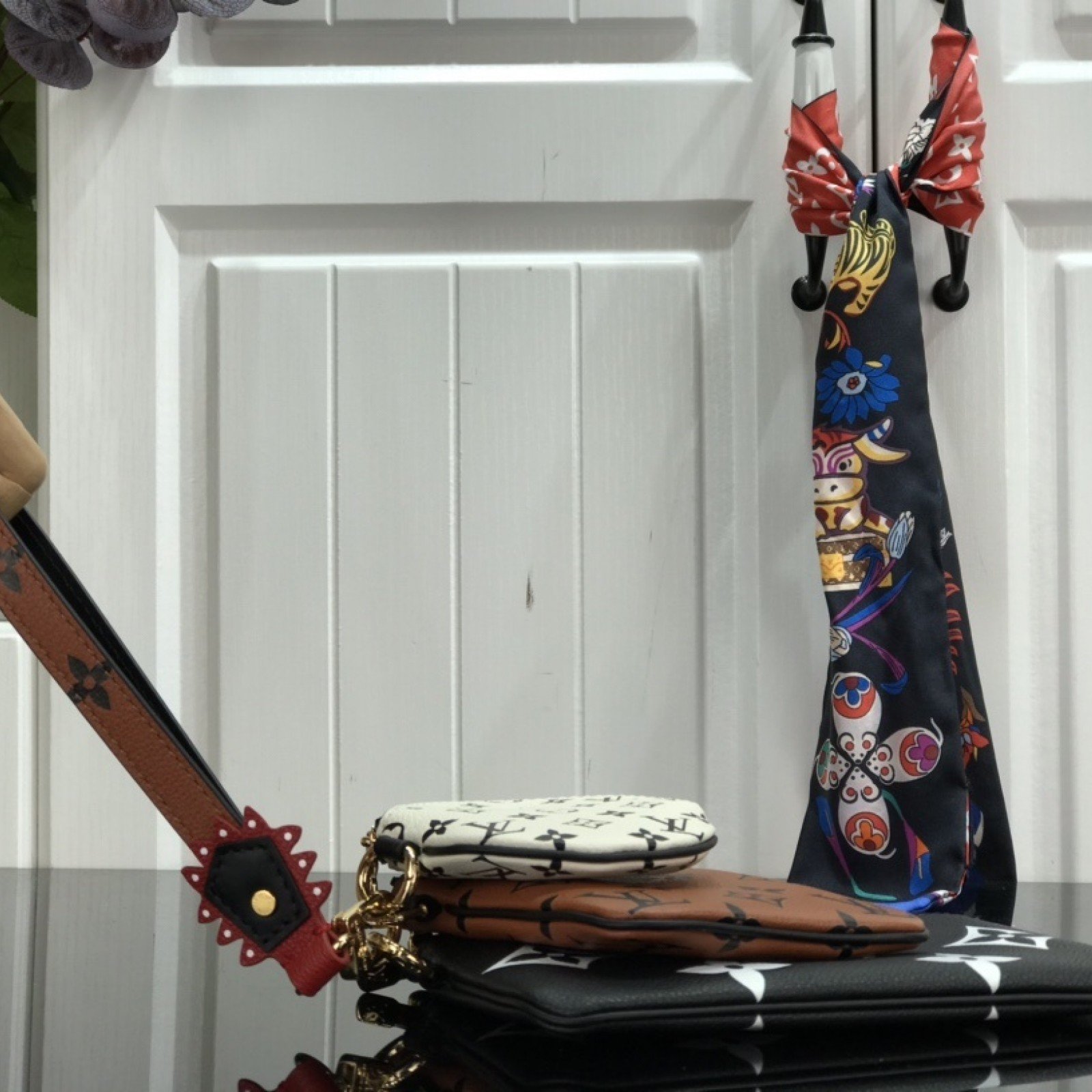 LV Clutch bag M69516