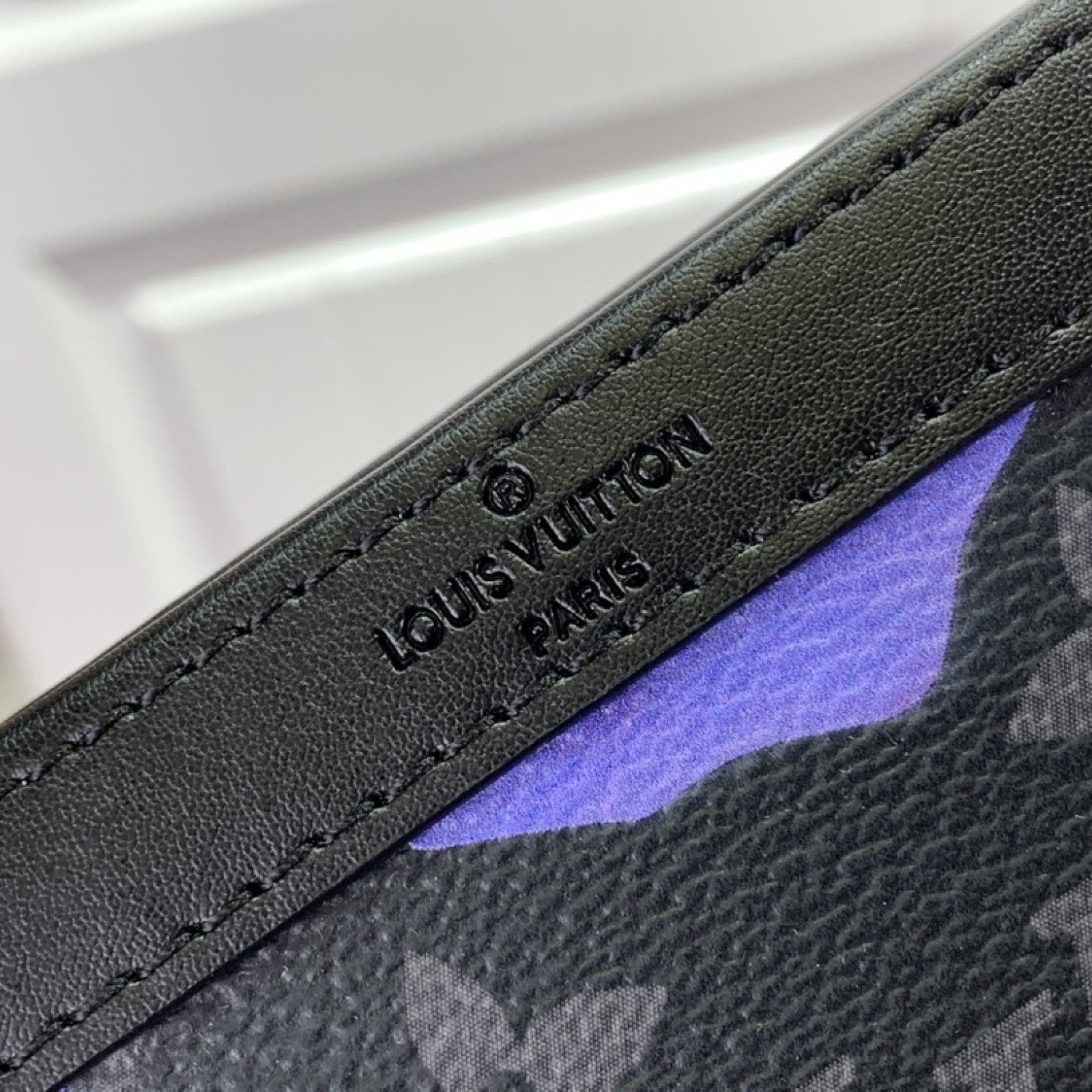 LV Clutch bag M81753