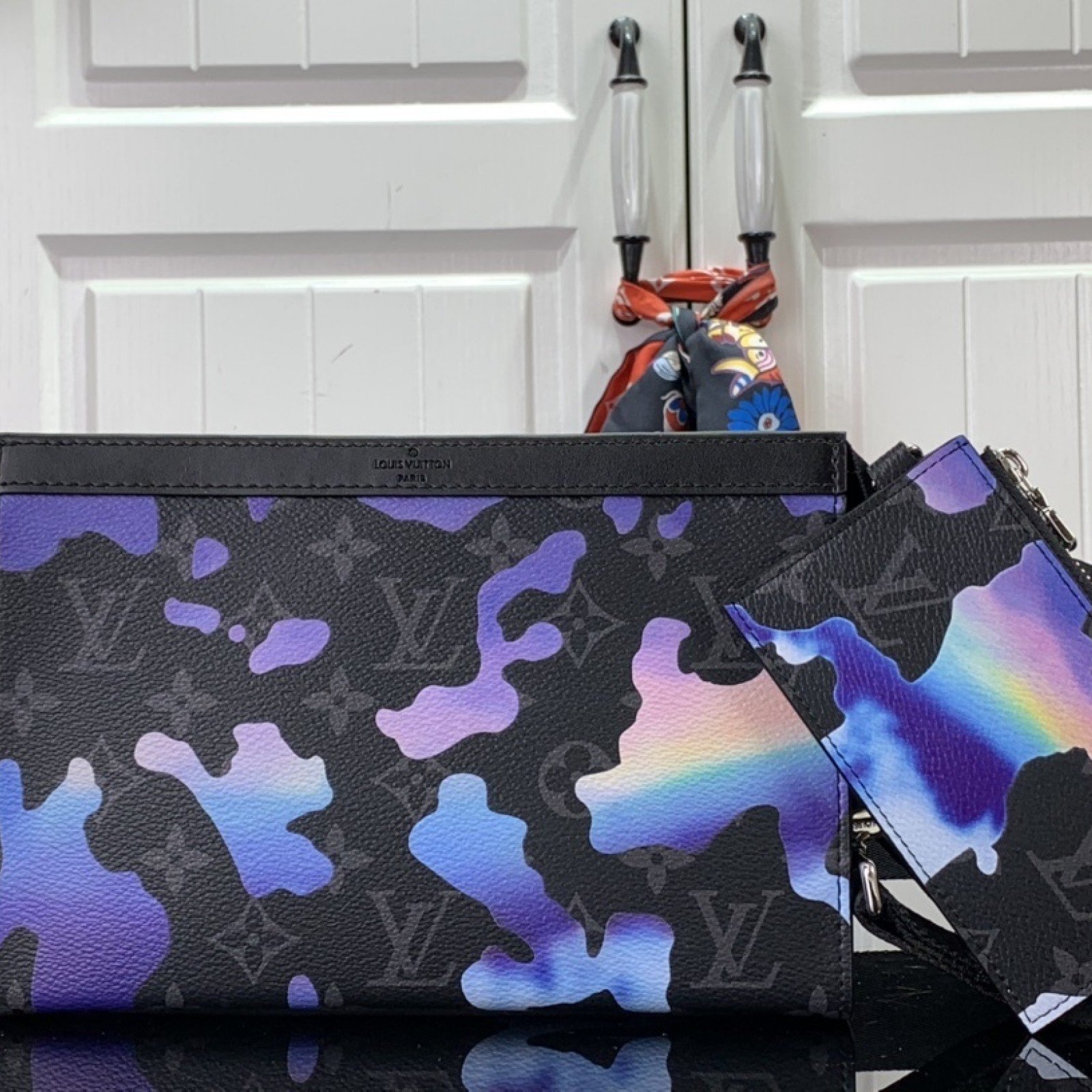 LV Clutch bag M81753