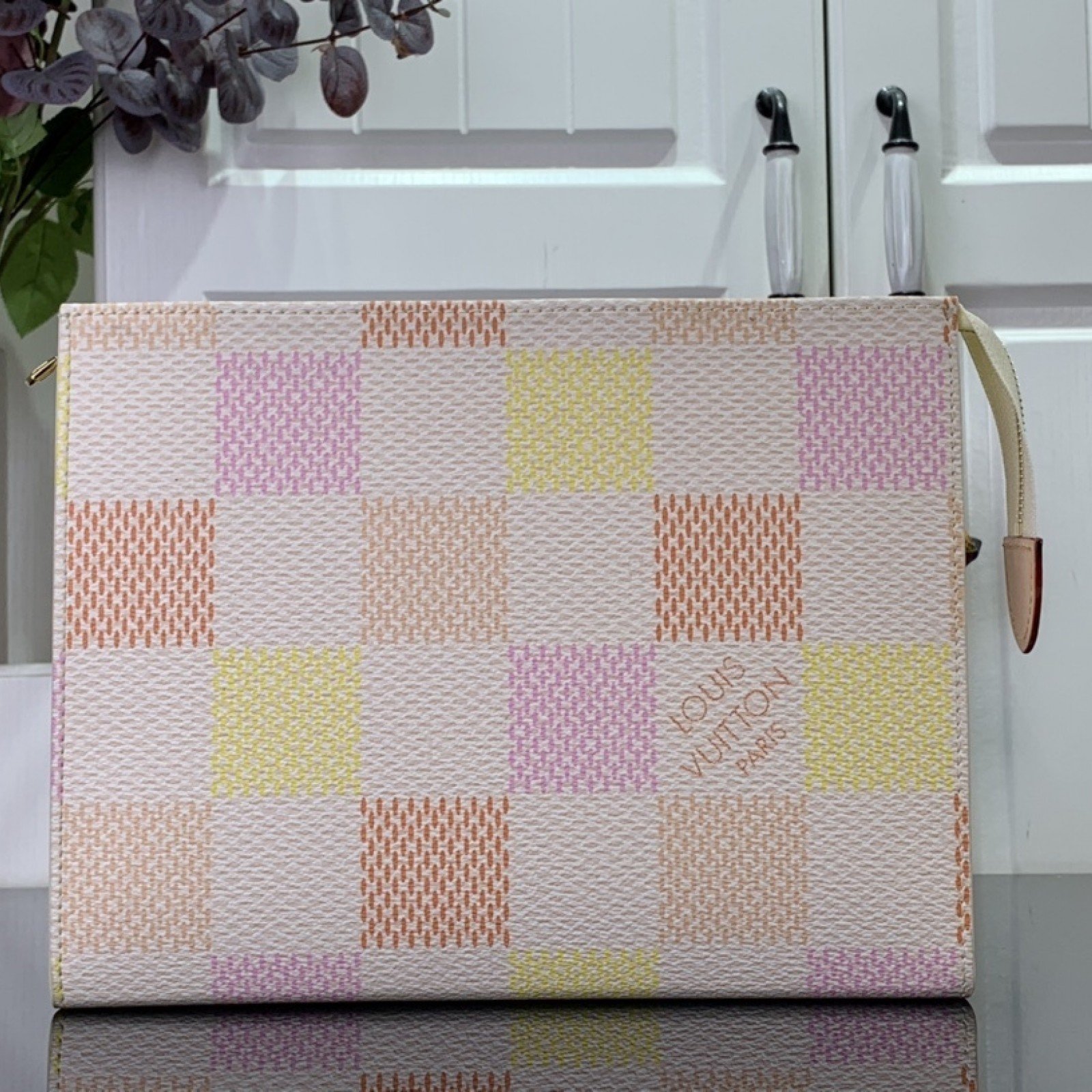 LV Clutch bag N40740