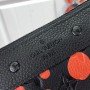 LV Clutch bag m82019