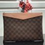 LV DAILY POUCH M62048