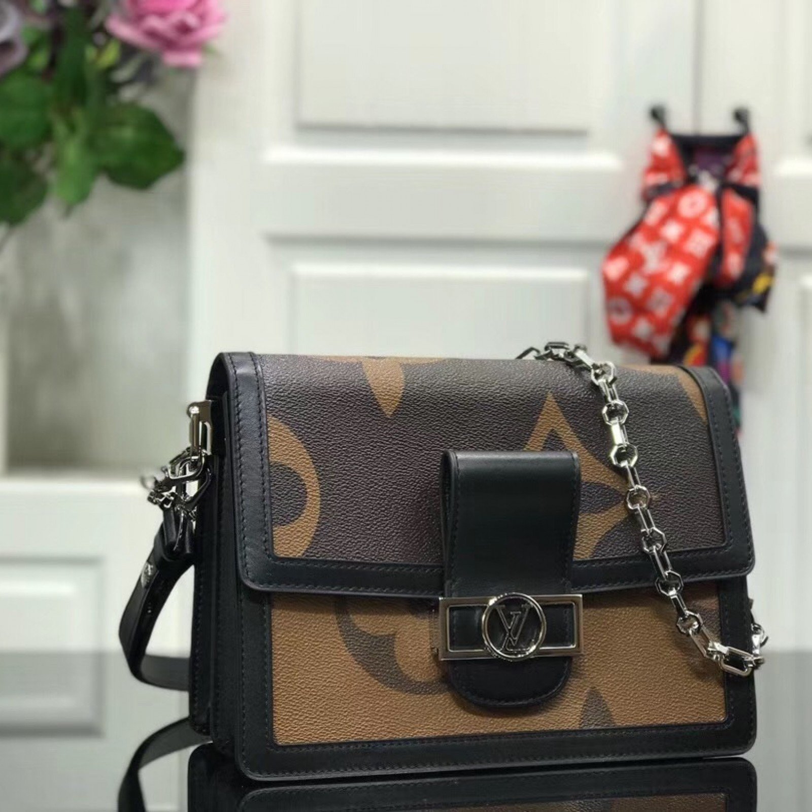 LV DAUPHINE BAG M44391DV