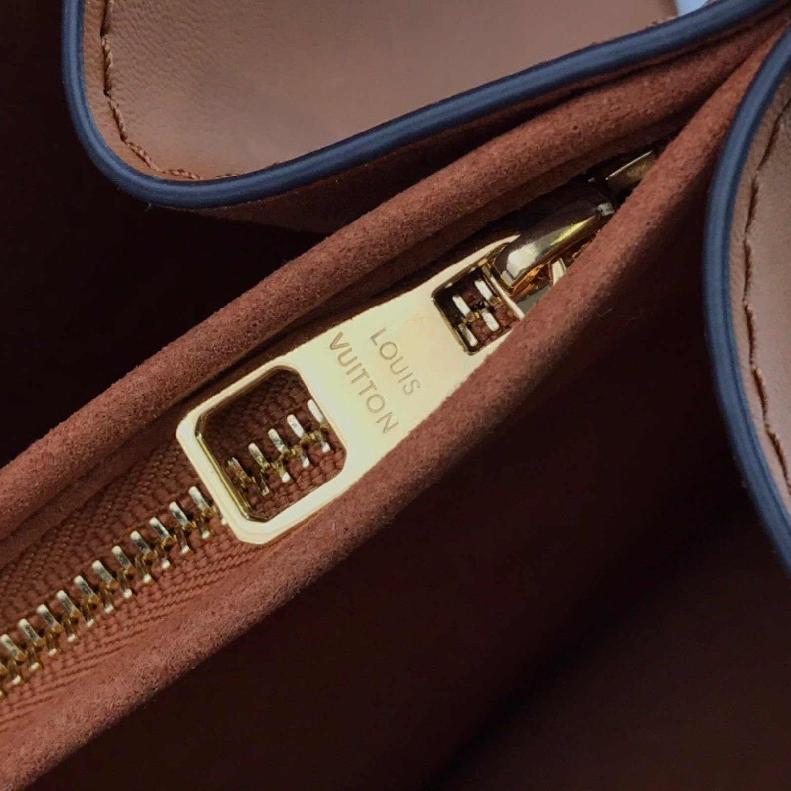 LV DAUPHINE MM M44391HT