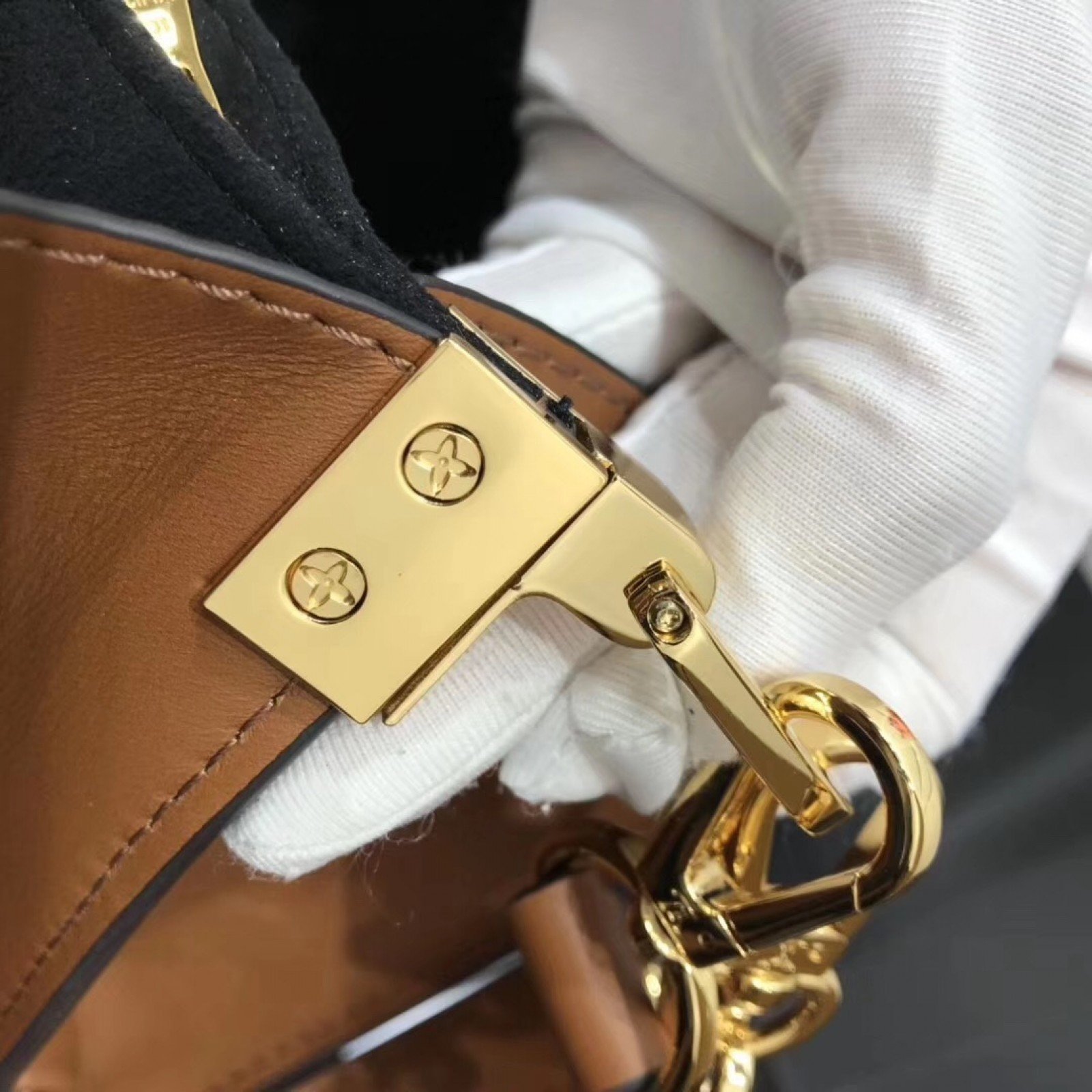 LV DAUPHINE MM M53830