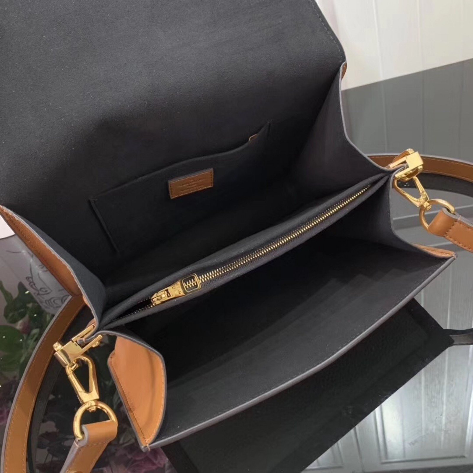 LV DAUPHINE MM M53830