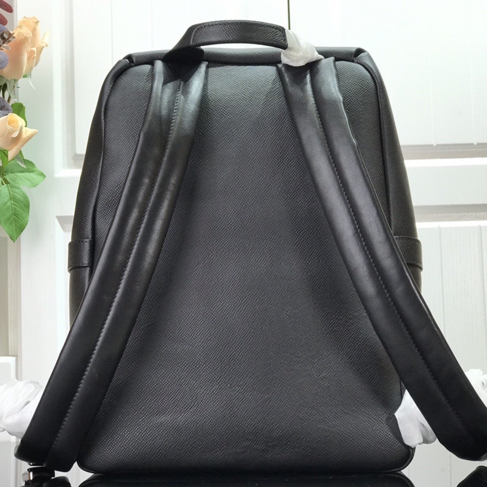 LV DISCOVERY BACKPACK M30735