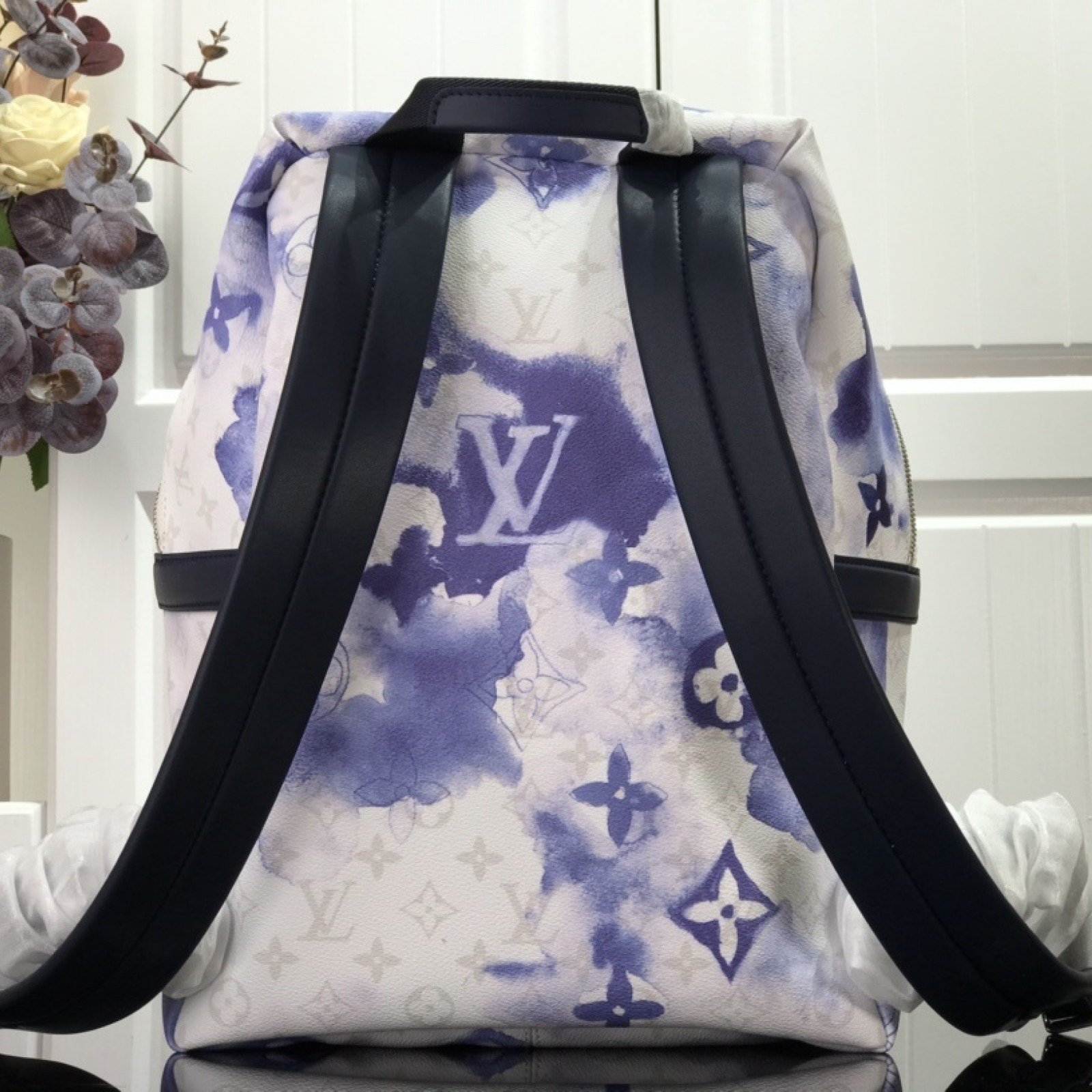 LV DISCOVERY BACKPACK M45760