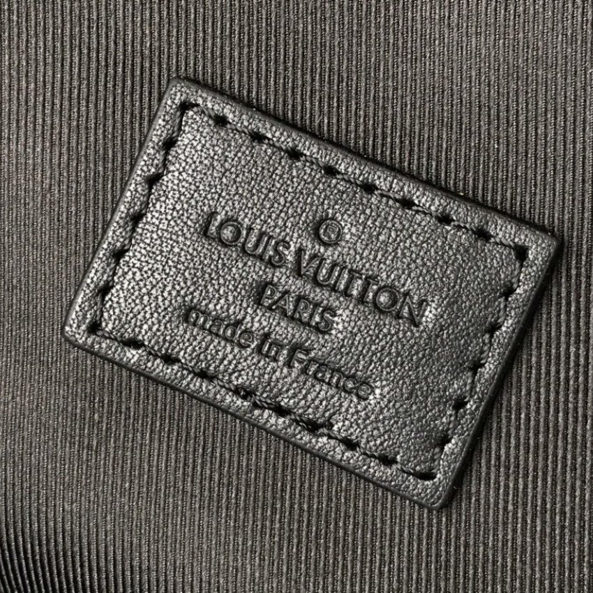 LV DISCOVERY BACKPACK M57965