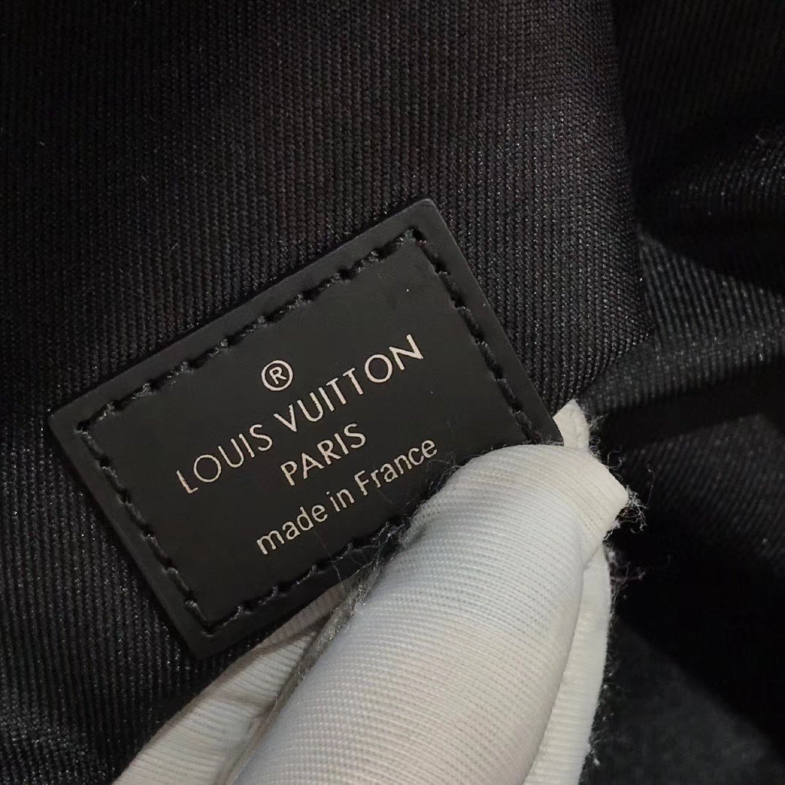 LV DISCOVERY BACKPACK PM M43186