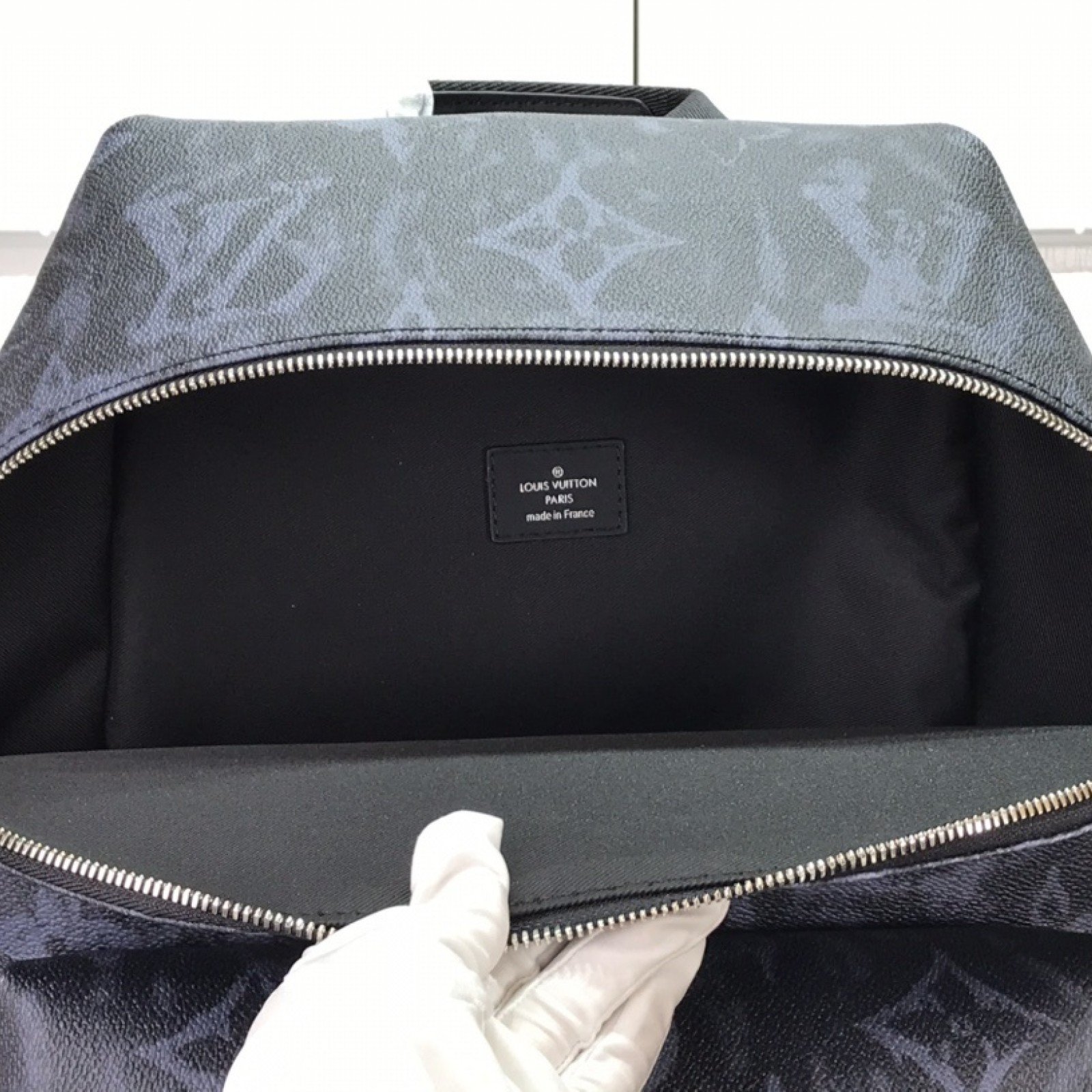 LV DISCOVERY BACKPACK PM M57274