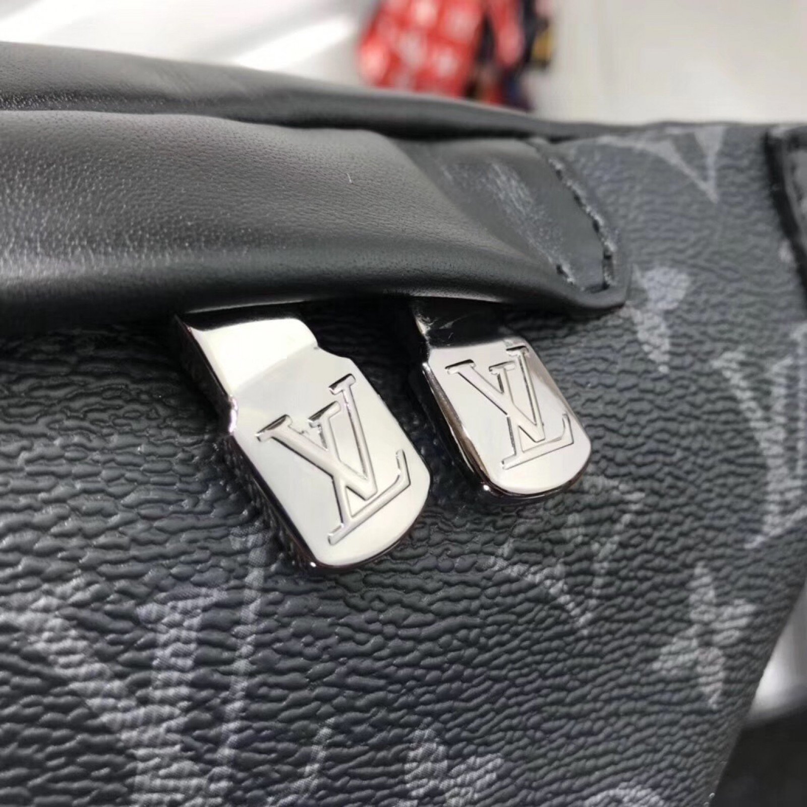 LV DISCOVERY M44336