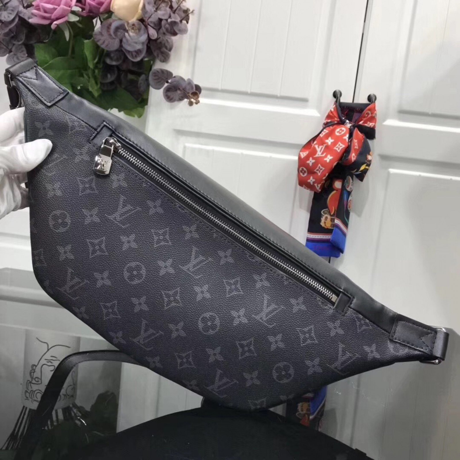 LV DISCOVERY M44336