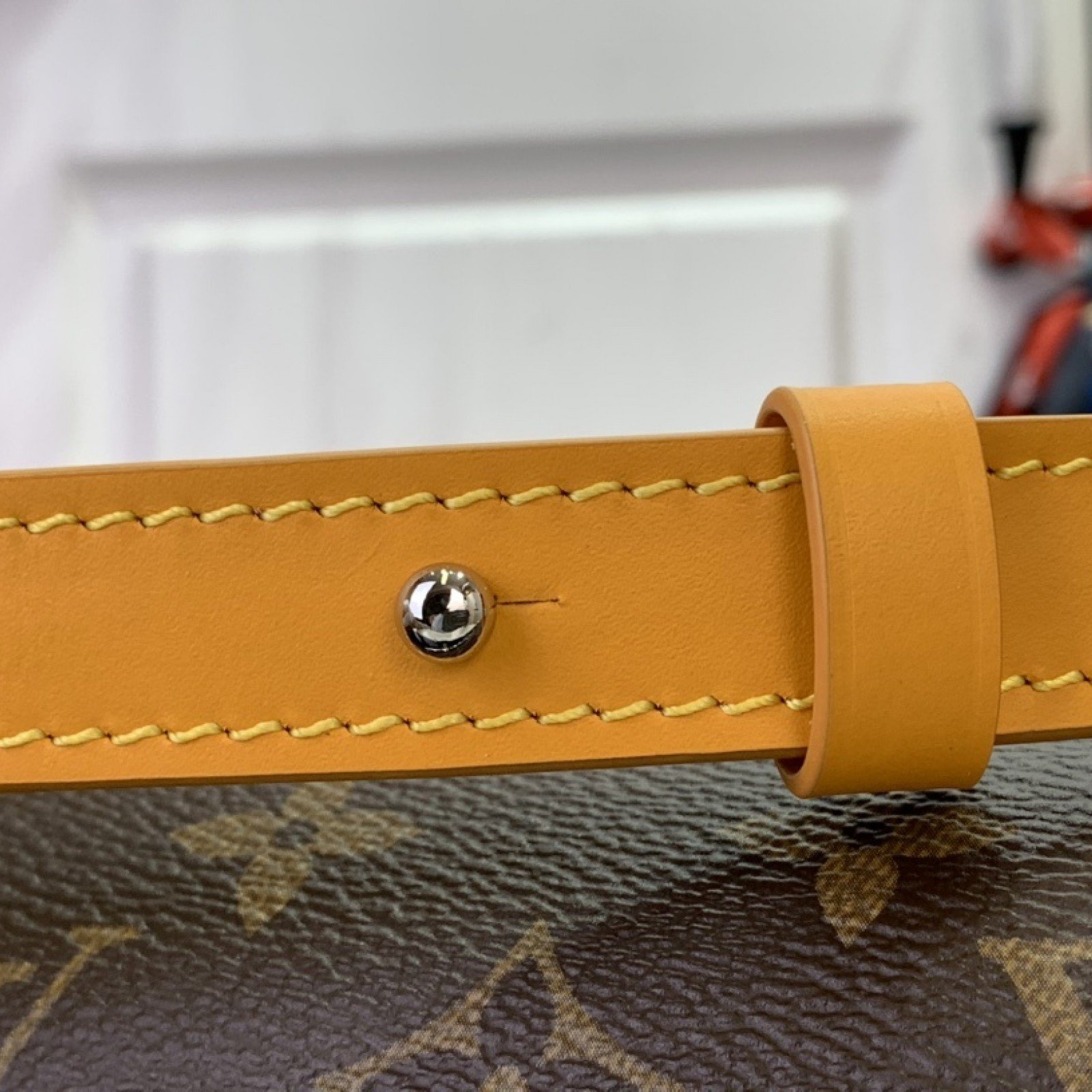 LV DOPP KIT   m12639