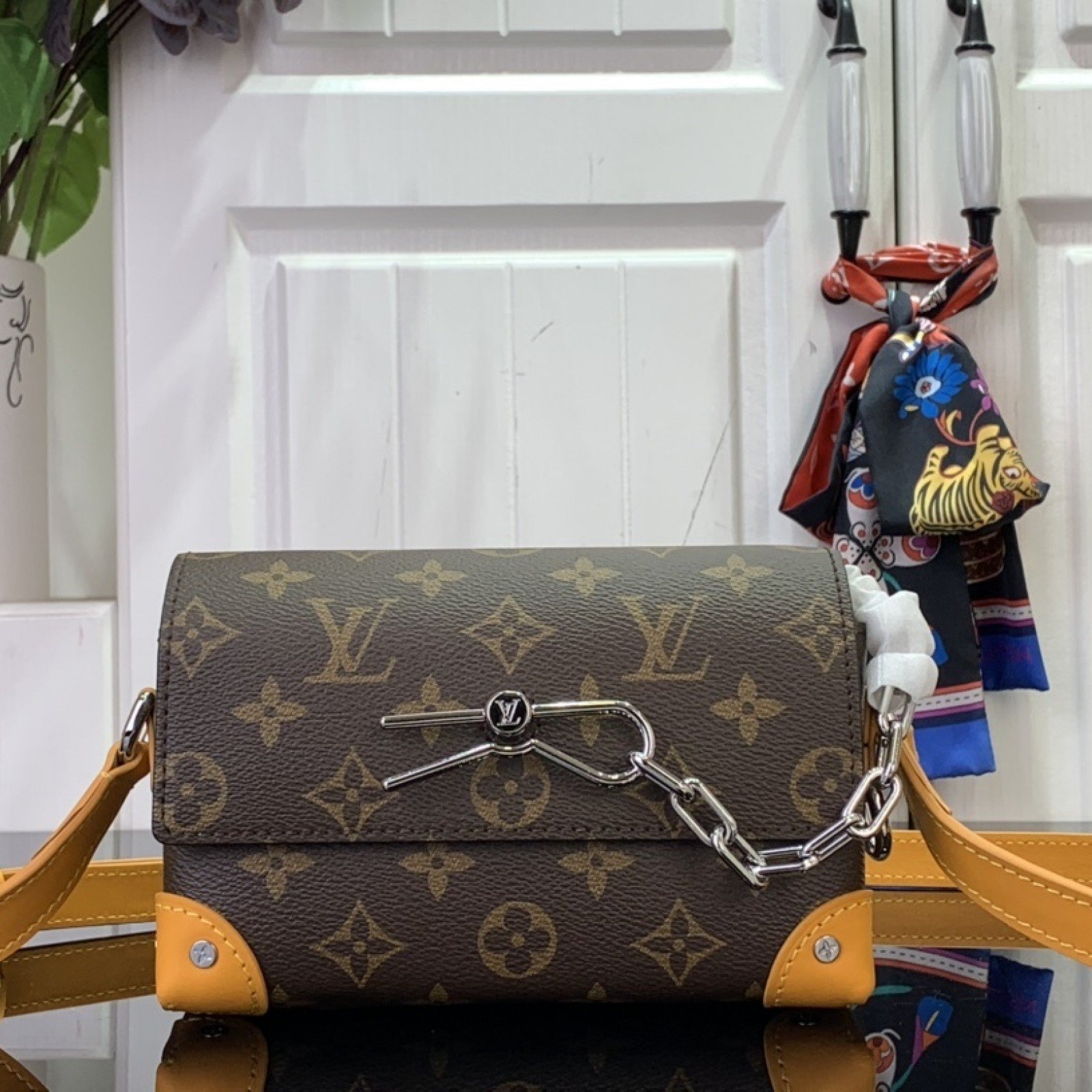 LV DOPP KIT   m12639