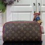 LV DOPP KIT   m12639