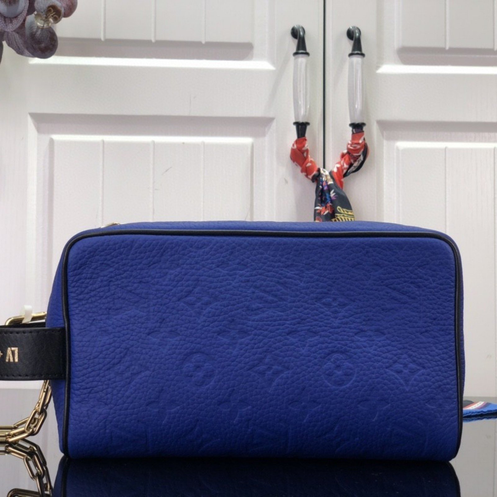 LV DOPP KIT M21106