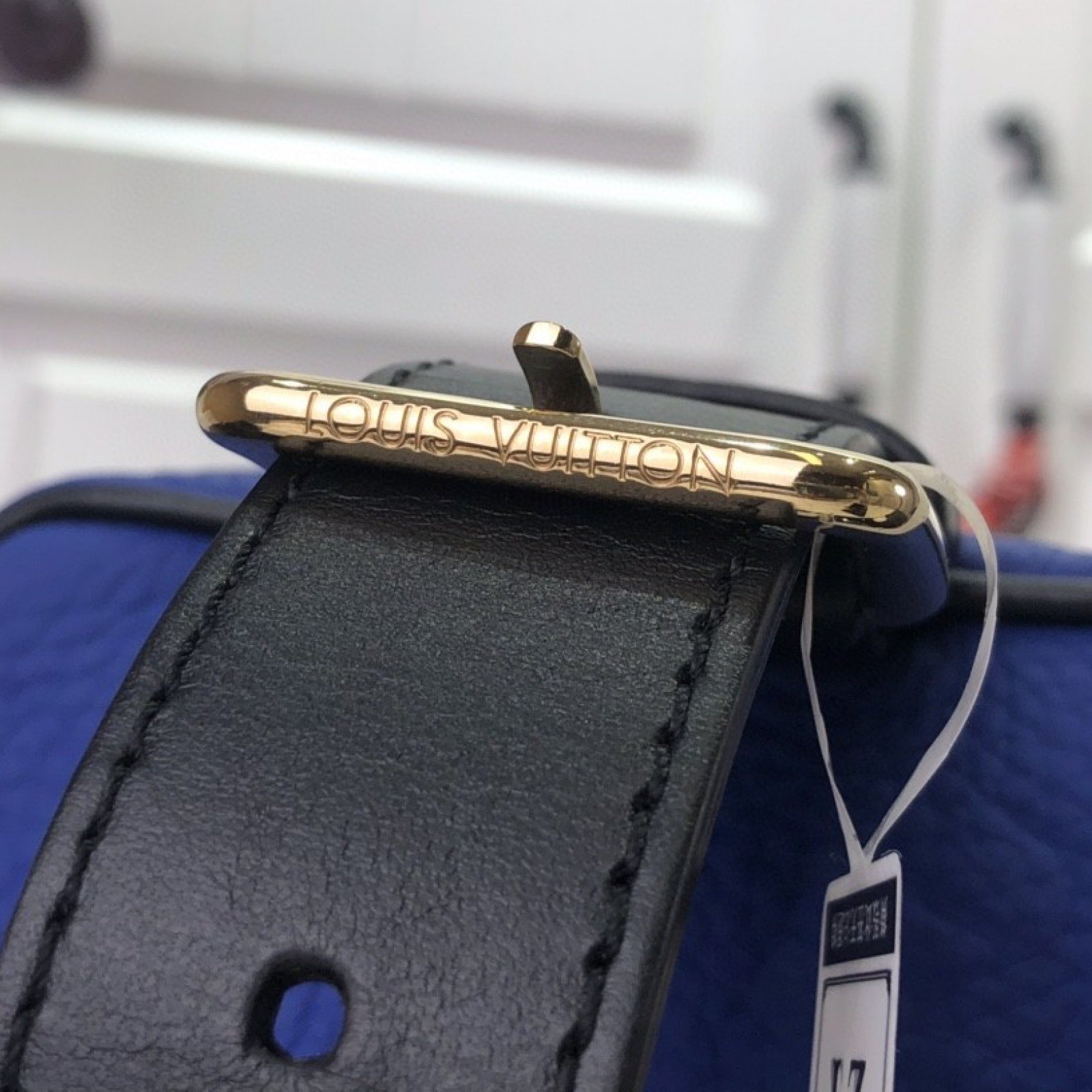 LV DOPP KIT M21106