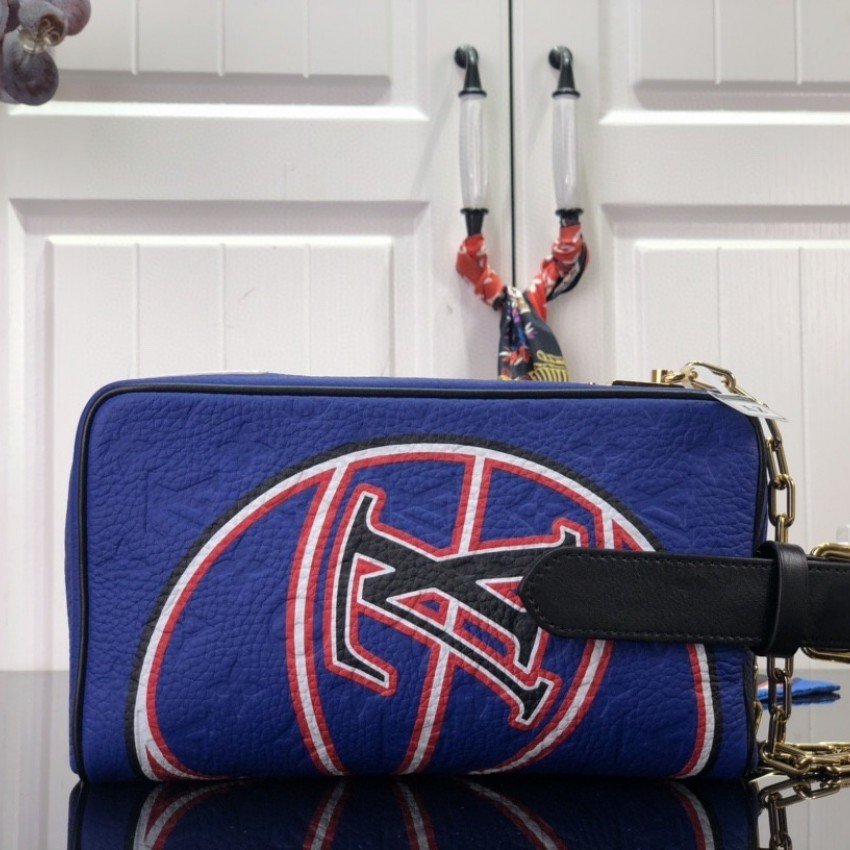 LV DOPP KIT M21106
