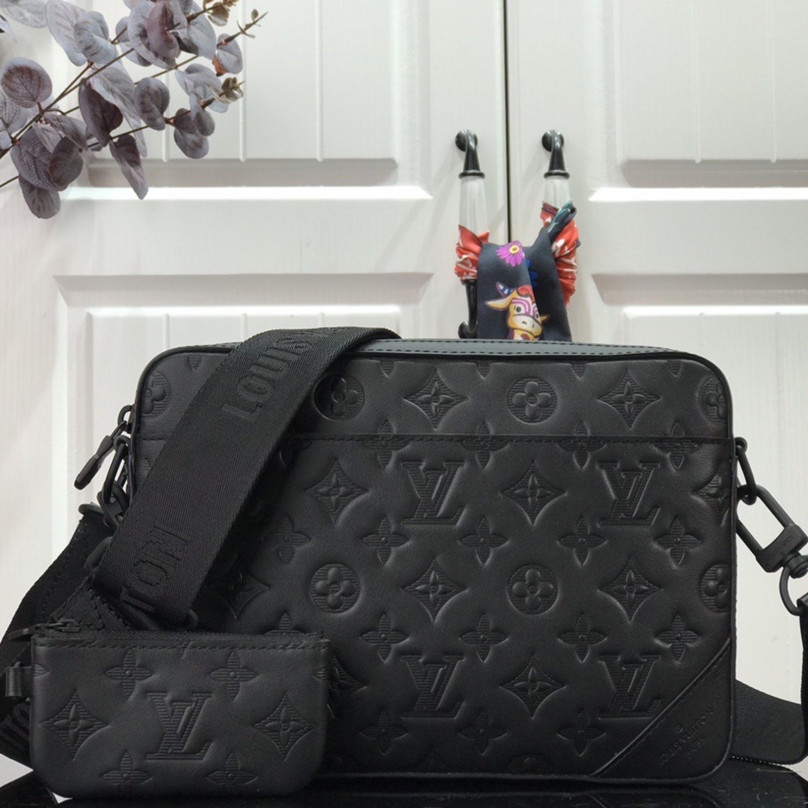 LV DUO MESSENGER M69827
