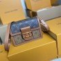 LV Dauphine 4106B1