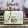 LV Dauphine 4106B1