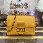 LV Dauphine 4106B1