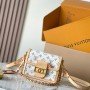 LV Dauphine 4106B1