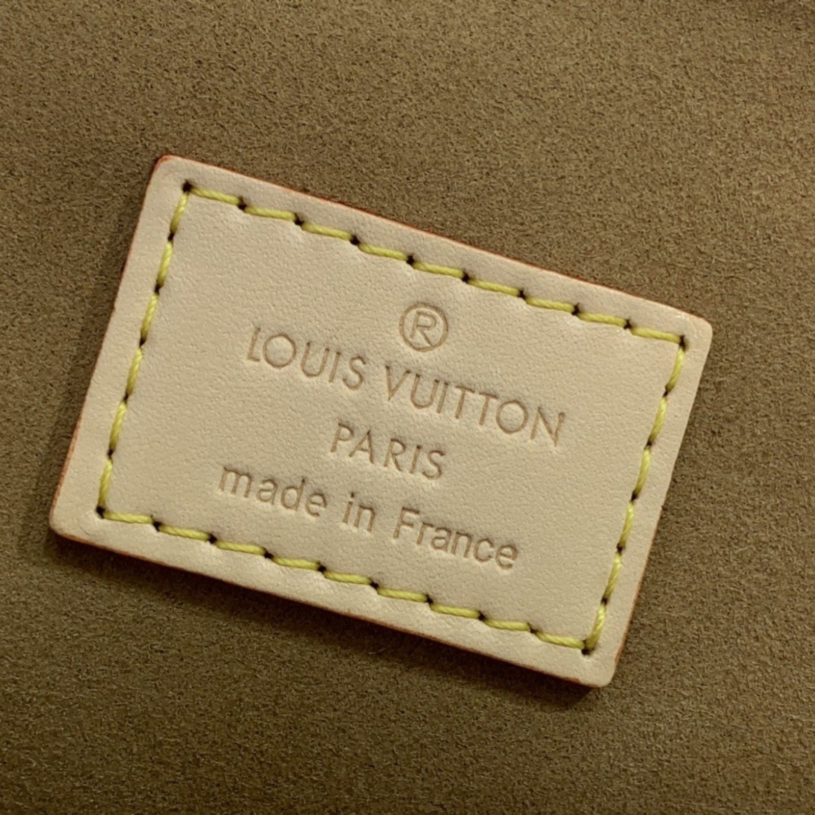LV Dauphine Soft M47149