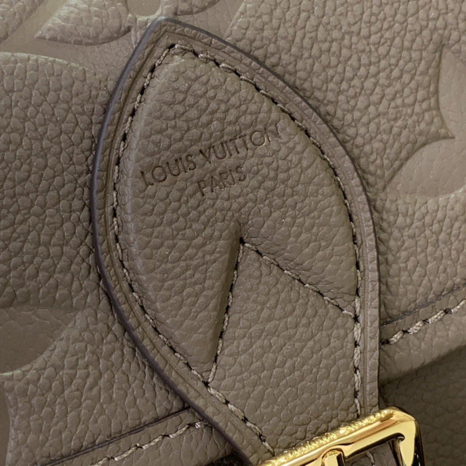 LV Diane m15049
