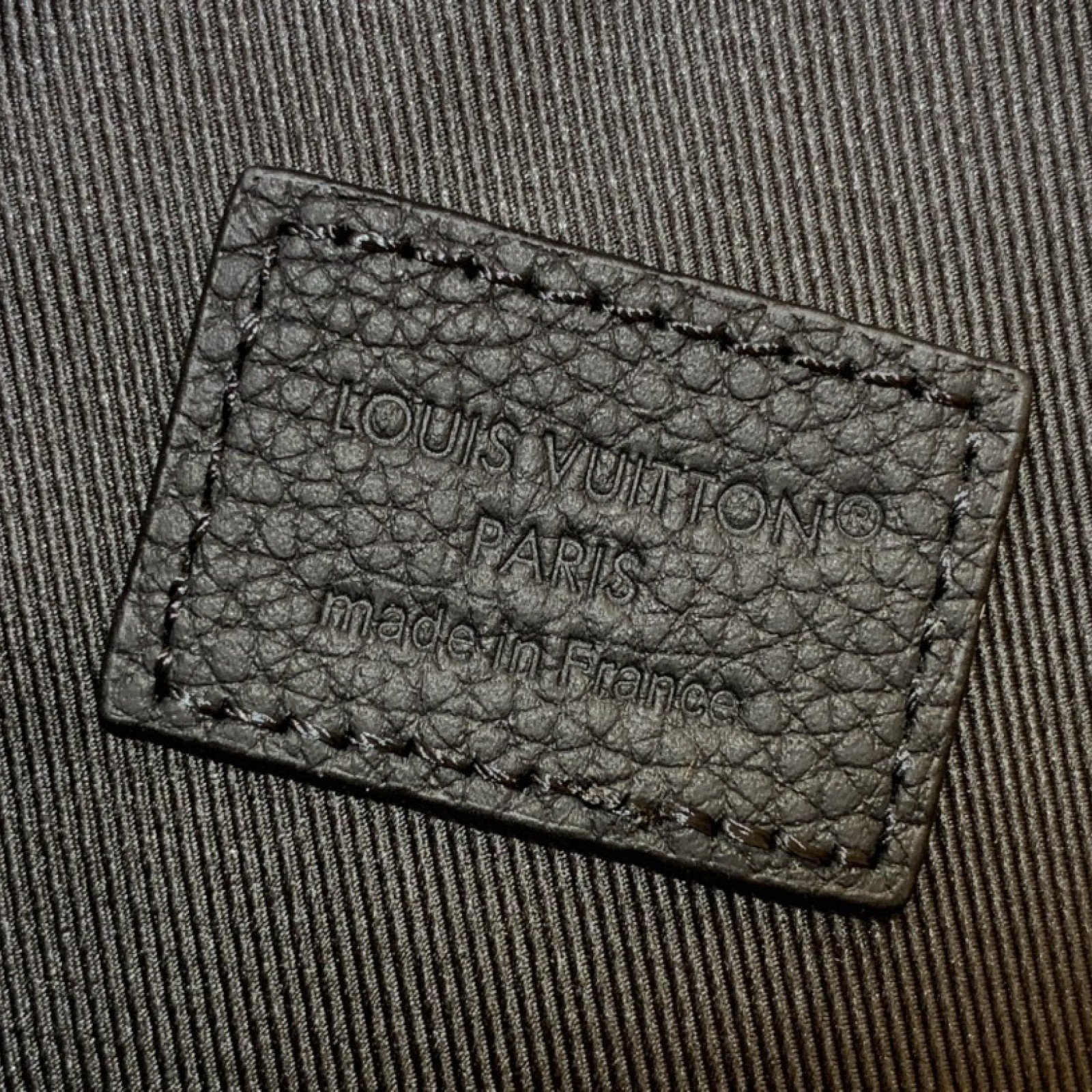 LV Duo Pouch m25943